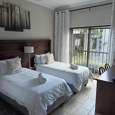 Three Olives Guesthouse Centurion Dış mekan fotoğraf